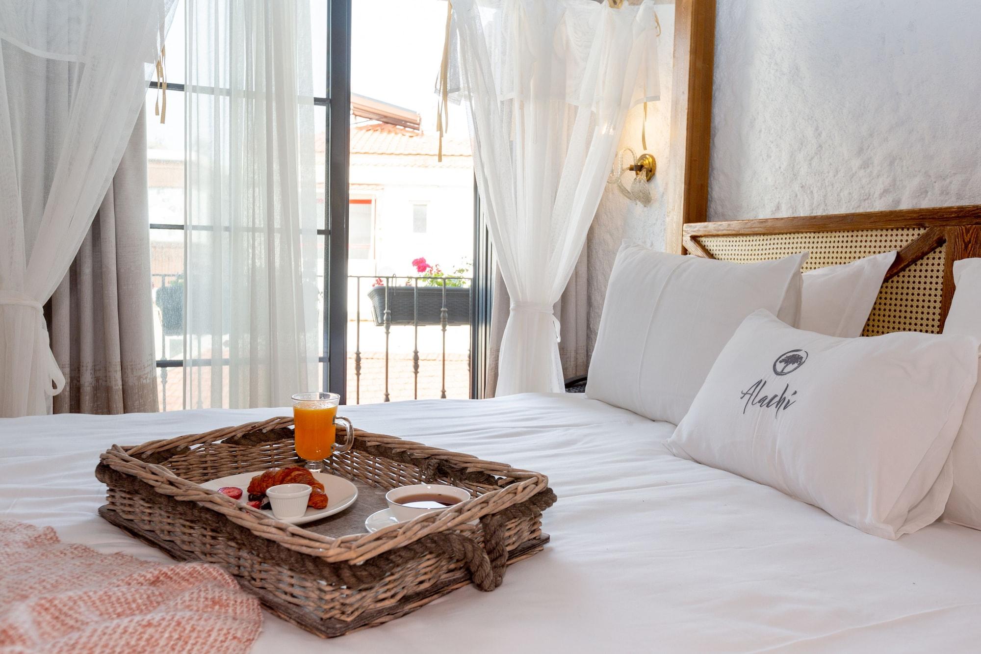 Alachi Hotel Alacatı Bagian luar foto