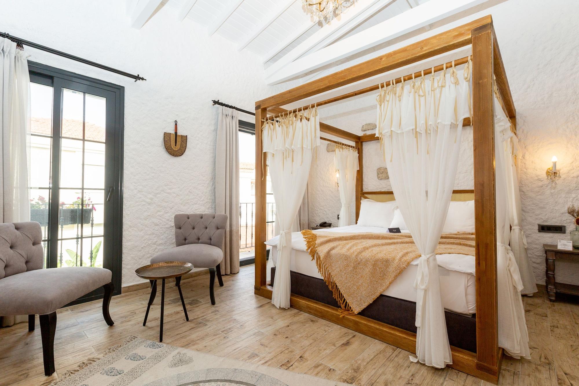 Alachi Hotel Alacatı Bagian luar foto