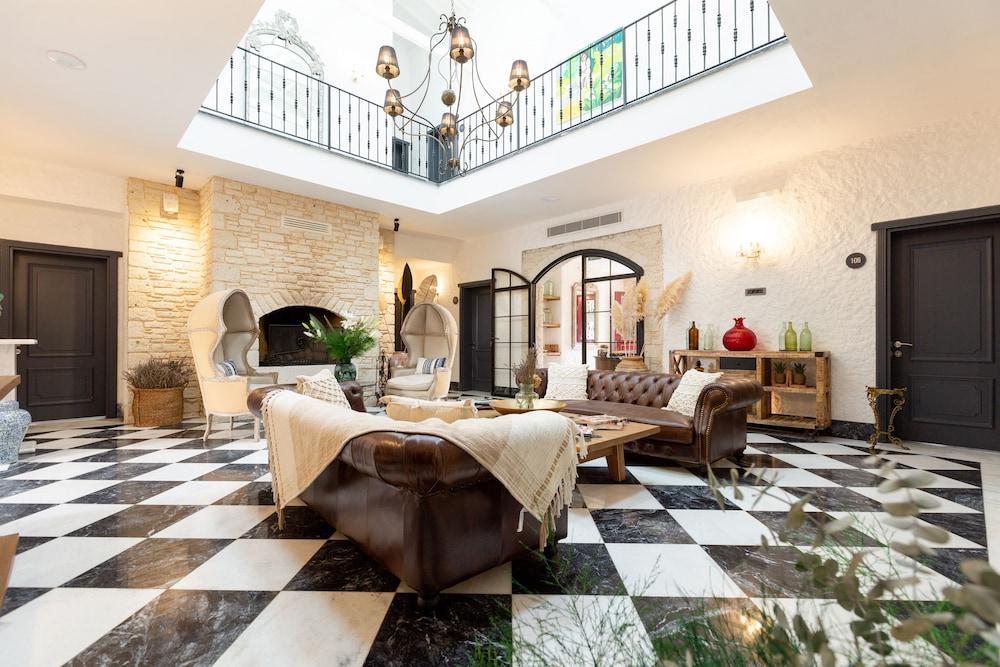 Alachi Hotel Alacatı Bagian luar foto
