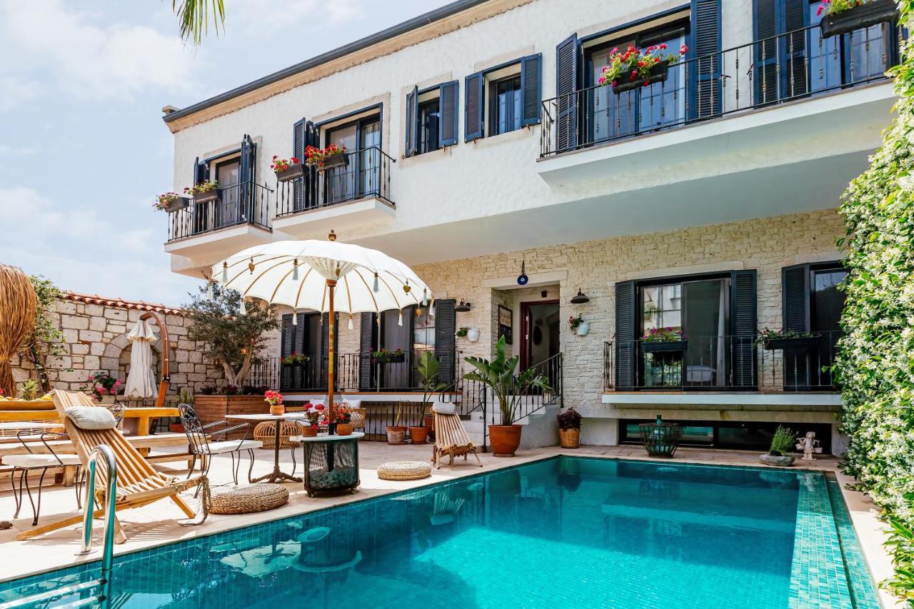 Alachi Hotel Alacatı Bagian luar foto