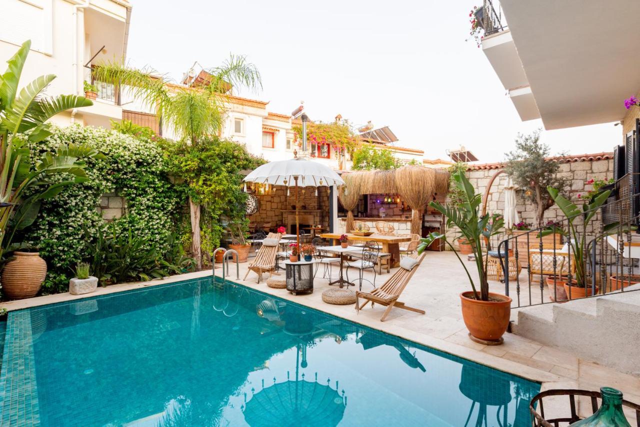 Alachi Hotel Alacatı Bagian luar foto